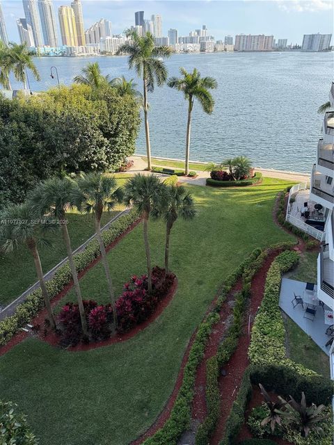 Tiny photo for 3600 Mystic Pointe Dr #615, Aventura, FL 33180 (MLS # A11977527)