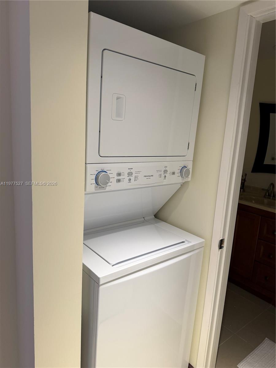 MYSTIC POINTE CONDO NO ON - Residential