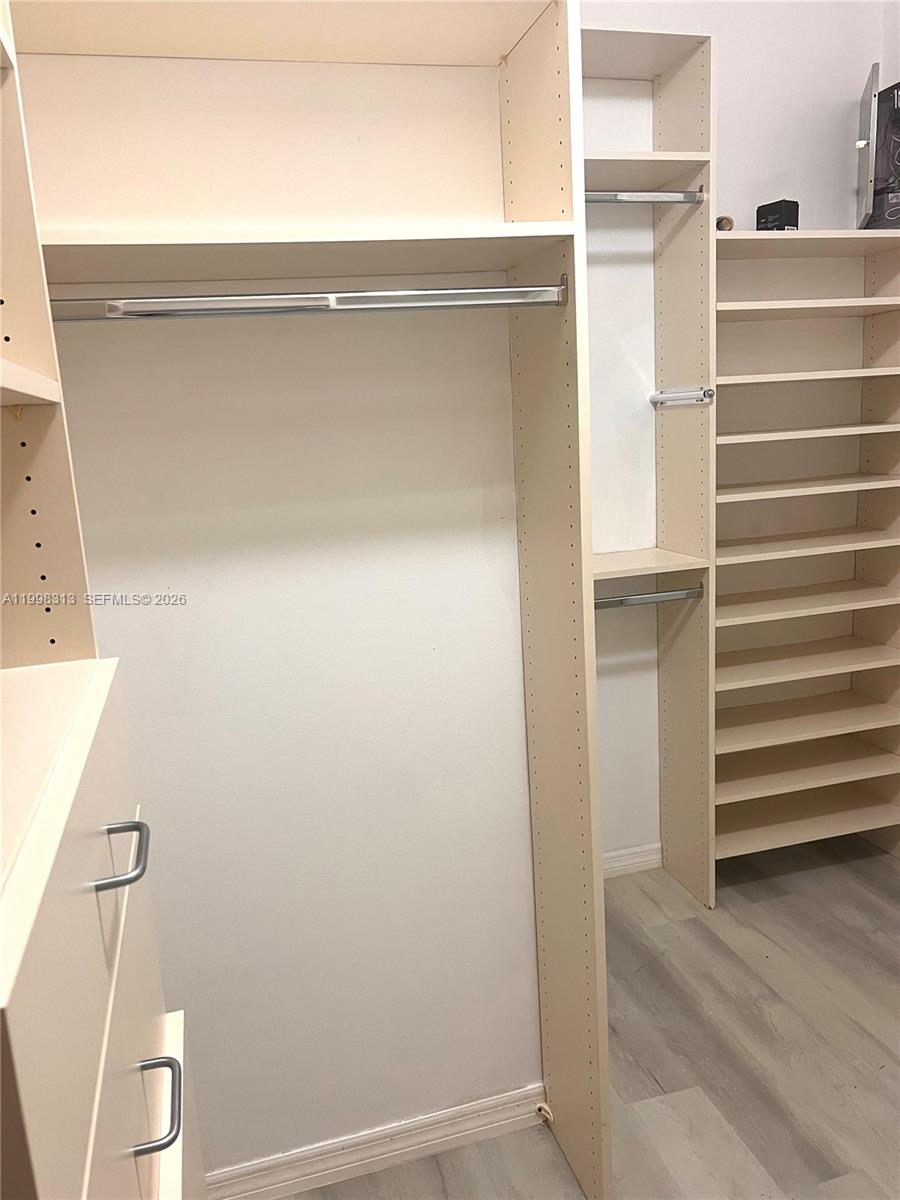 A D G SUB - Residential Lease