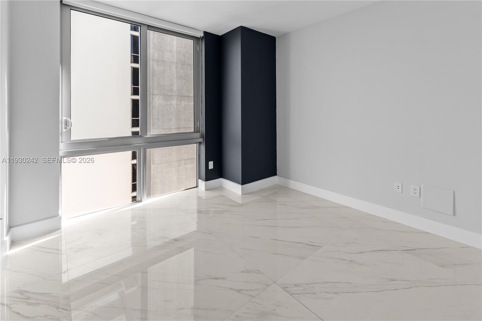 THE HARBOUR NORTH CONDO - Residential