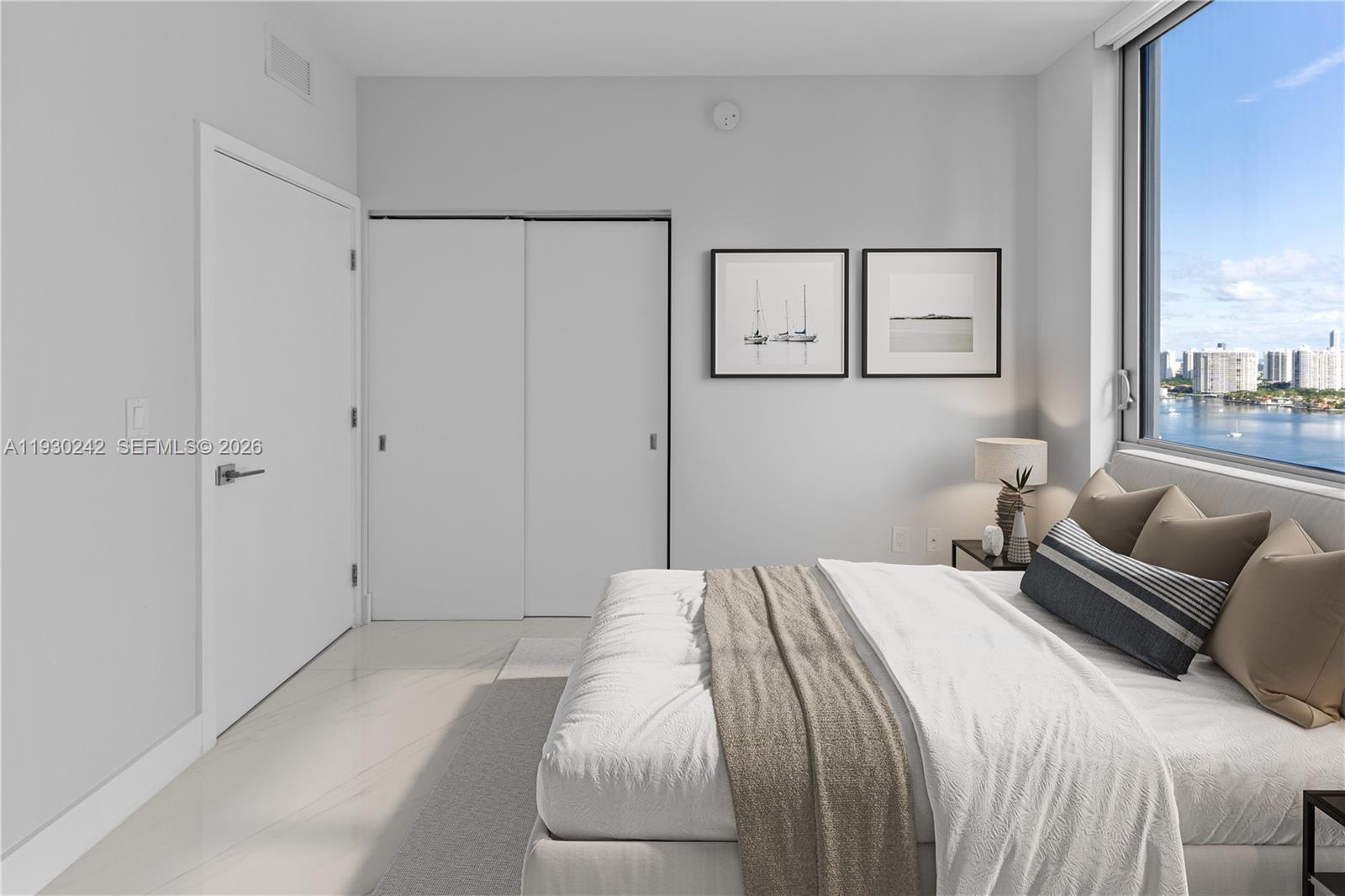 THE HARBOUR NORTH CONDO - Residential