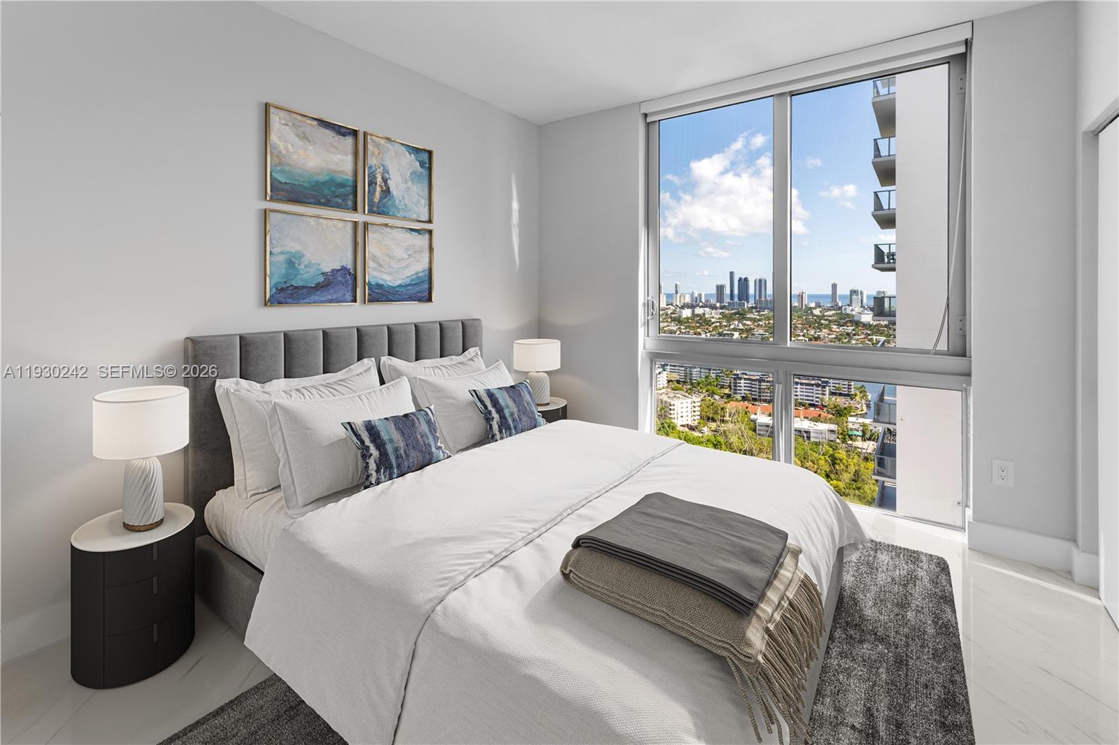 THE HARBOUR NORTH CONDO - Residential