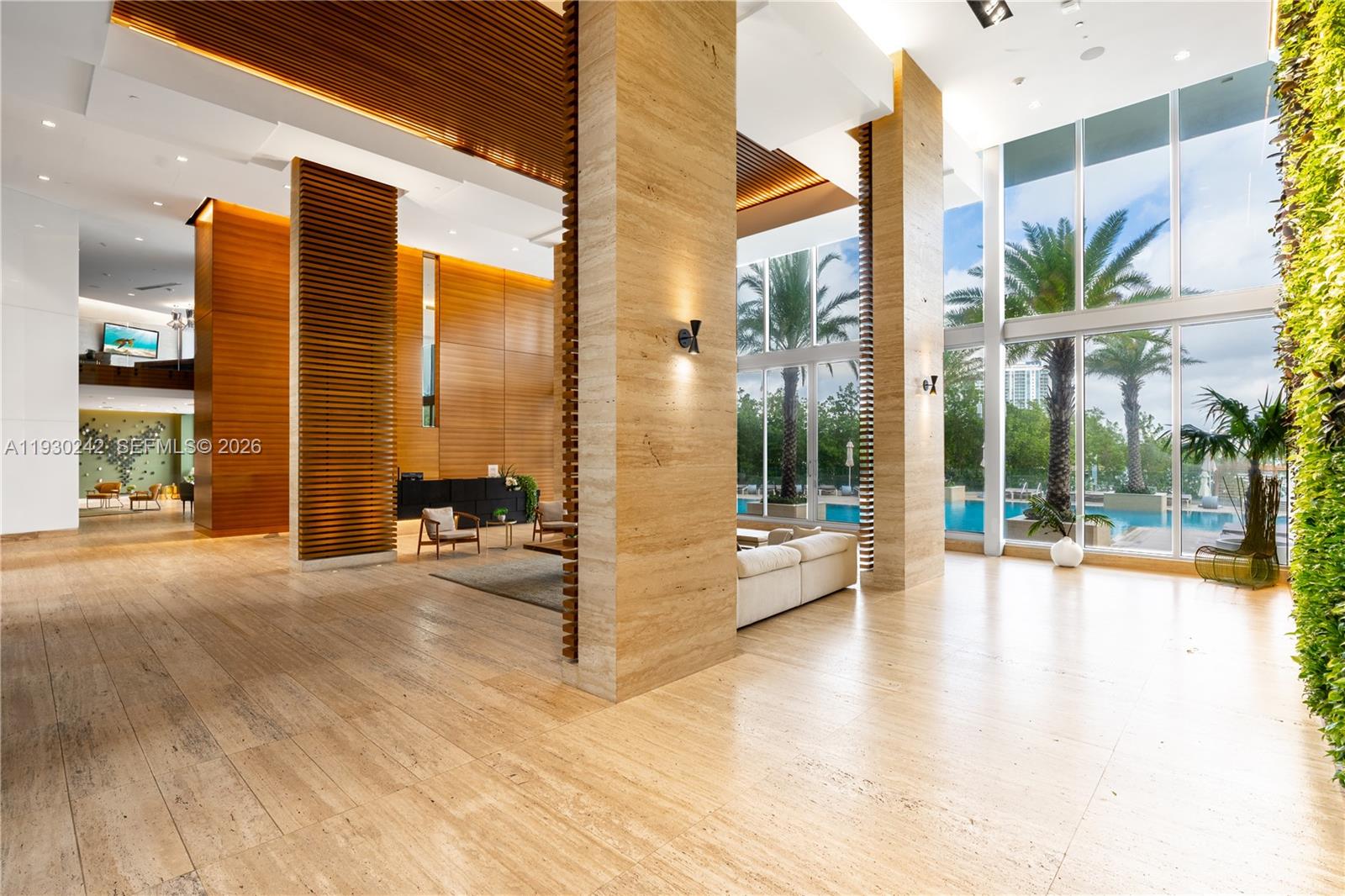 THE HARBOUR NORTH CONDO - Residential