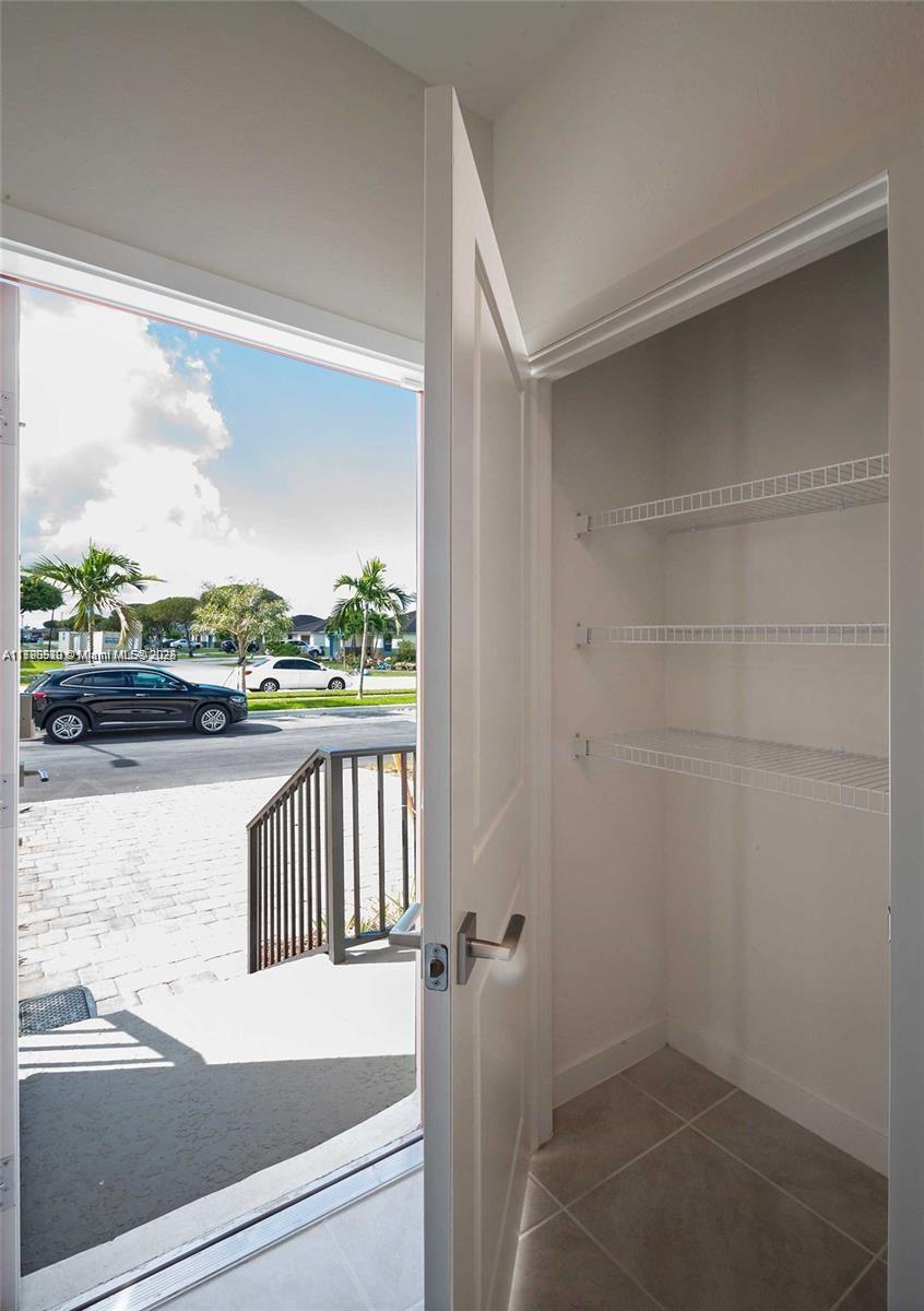 766 SW 12th St 1