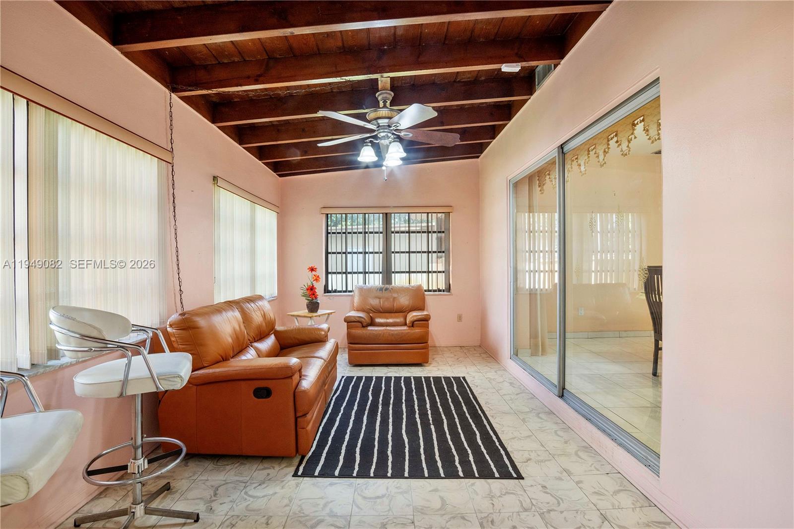 CRAVERO LAKE SHORE EST 2N - Residential