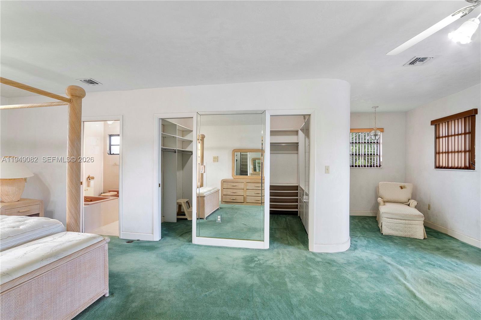 CRAVERO LAKE SHORE EST 2N - Residential