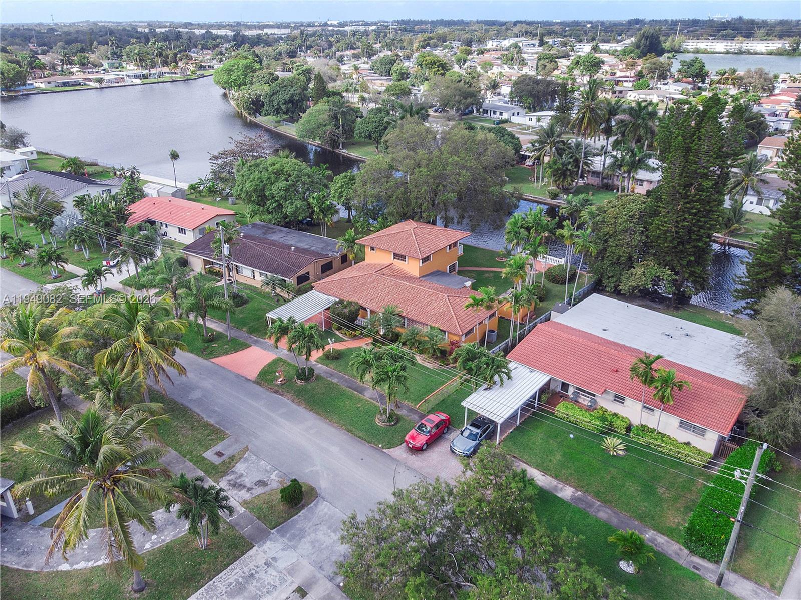 CRAVERO LAKE SHORE EST 2N - Residential