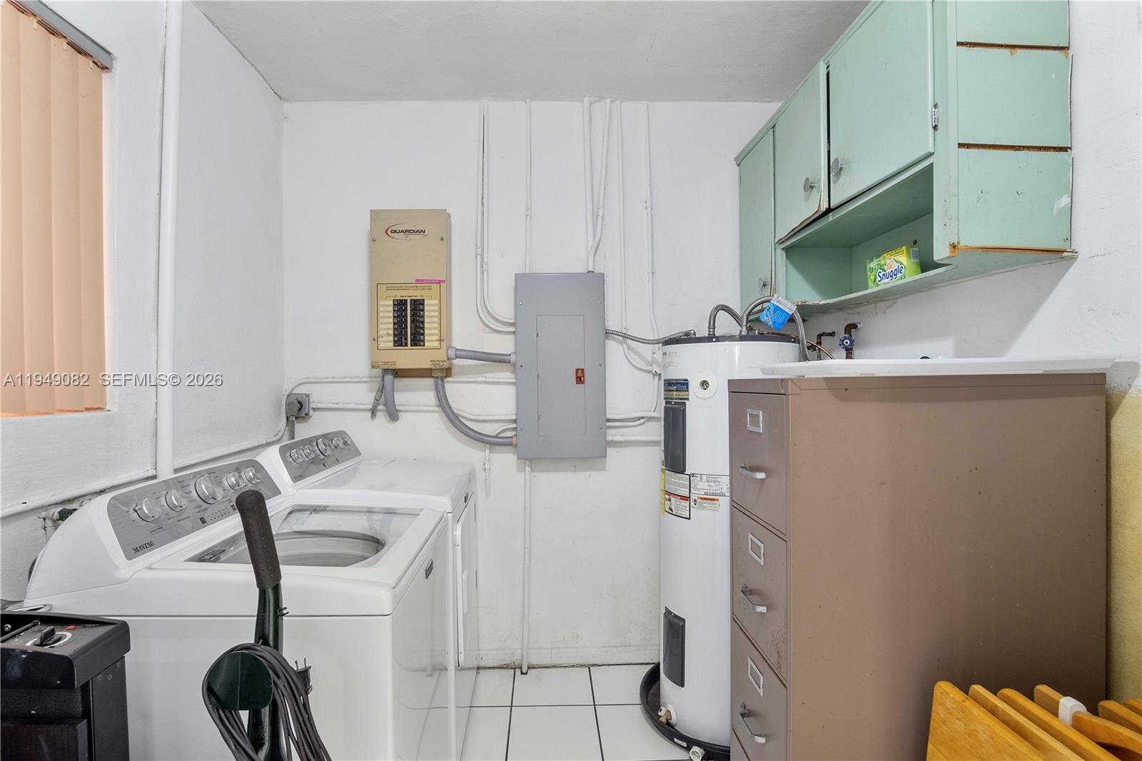 CRAVERO LAKE SHORE EST 2N - Residential