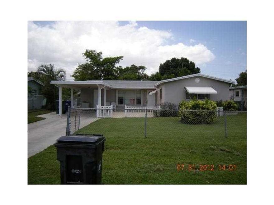 Great home, Large backyard room for a pool