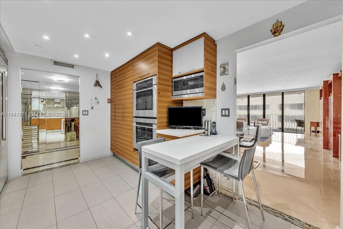 CHAMPLAIN TOWERS NORTH CO - Residential