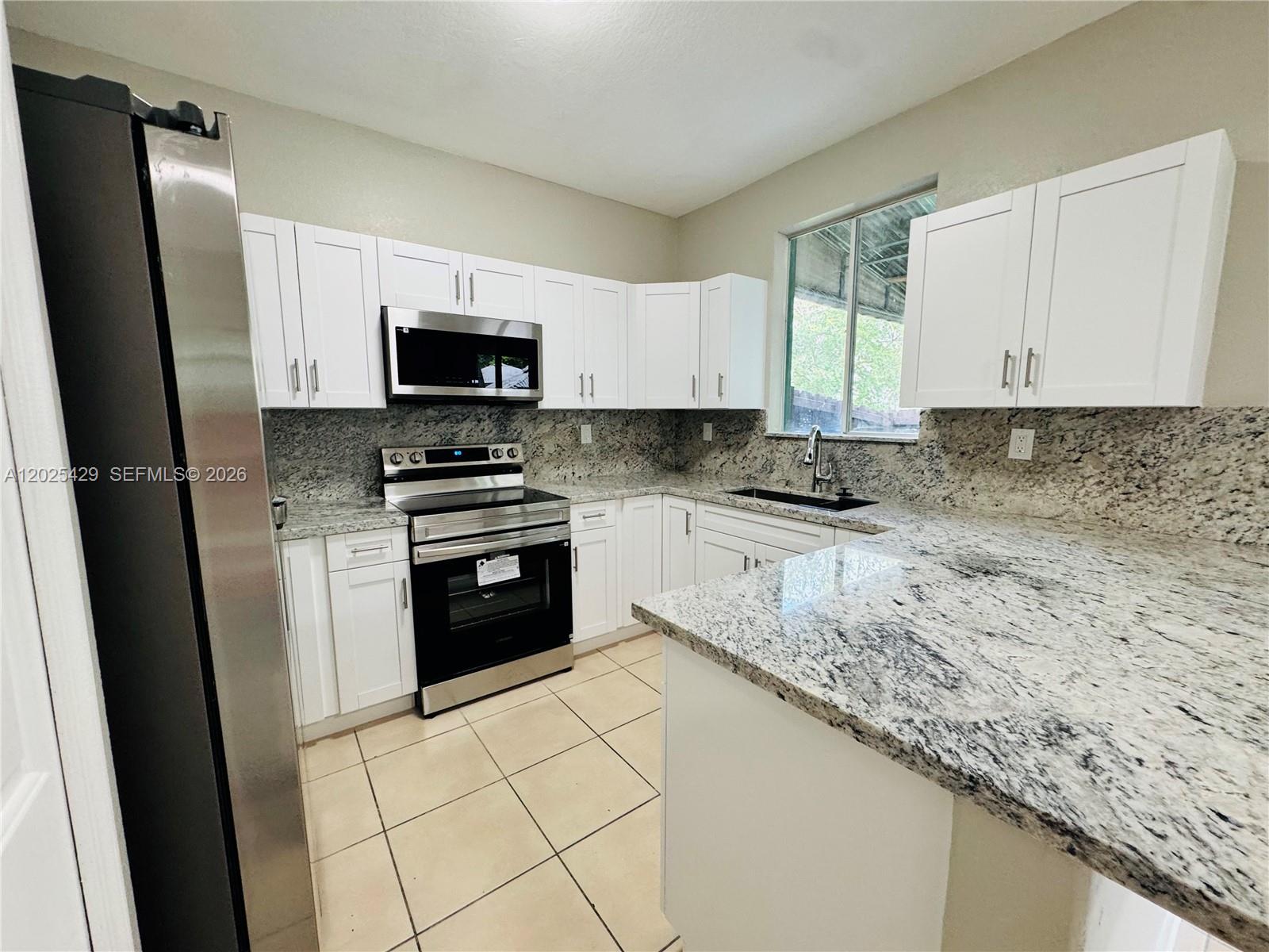 SHOMA TOWNHOMES AT KEYSCO - Residential