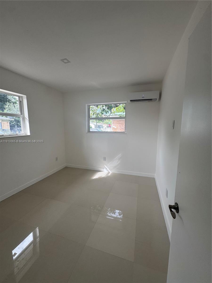 54 ST BUS CENTER SUB - Residential Lease