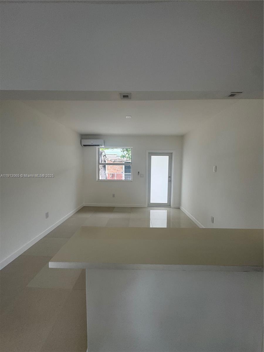 54 ST BUS CENTER SUB - Residential Lease