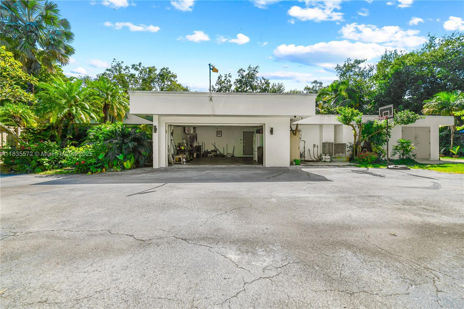 EASTGROVE ESTATES SEC TWO - Residential