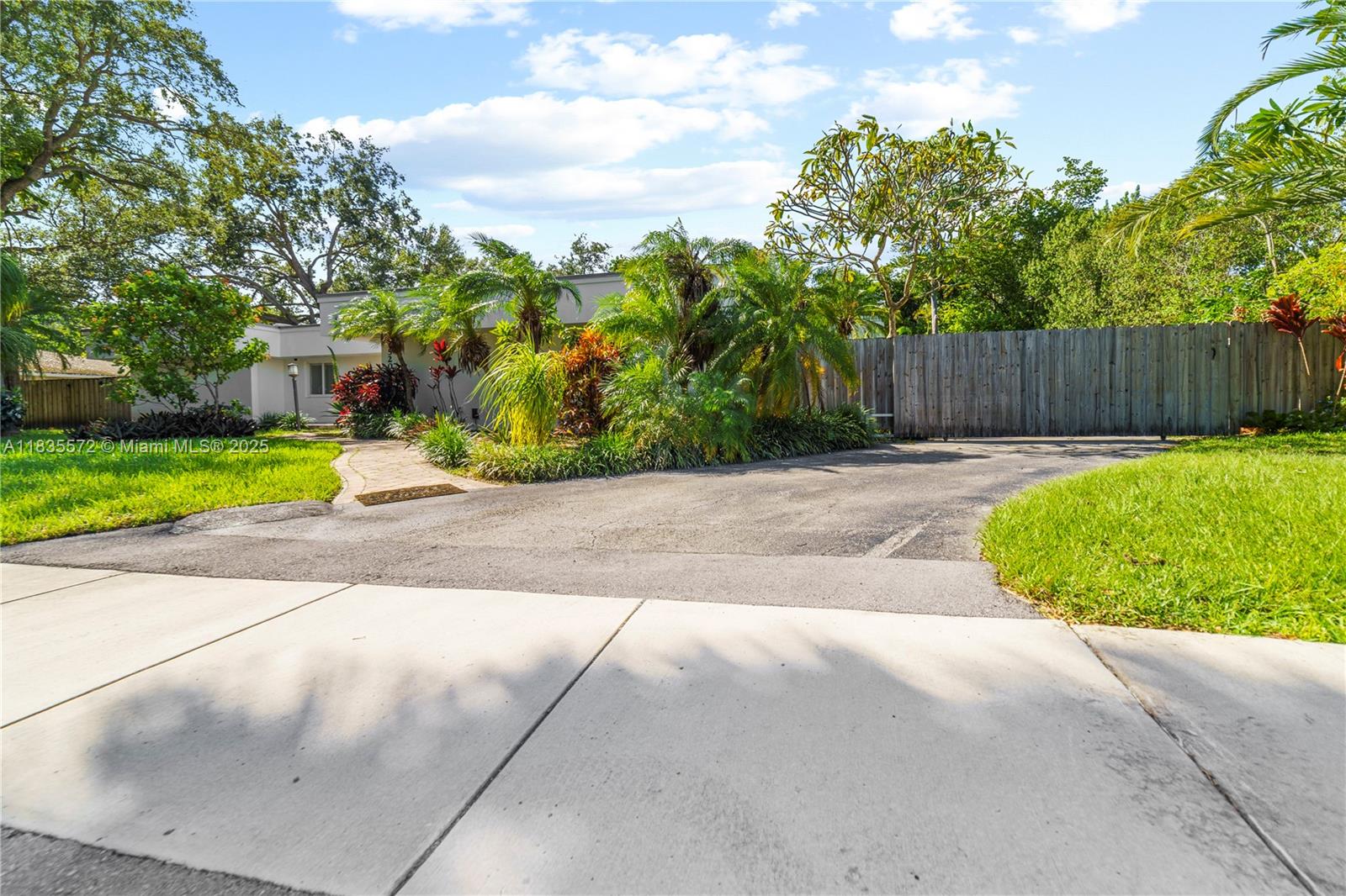 EASTGROVE ESTATES SEC TWO - Residential