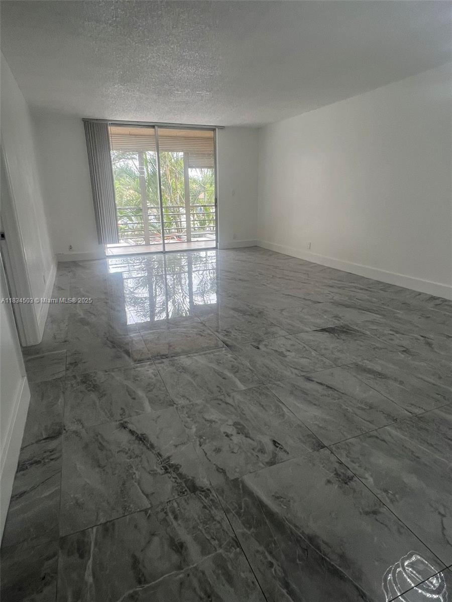 1 BEDROOM 1.5 BATHS, TOTALLY REMODELED WITH QUARTZ COUNTER TOPS, 2ND FLOOR WITH ELEVATOR ACCESS, ALL CERAMIC TILE THRUOUT, MASTER BEDROOM WITH WALK IN CLOSET, UPDATED KITCHEN WITH QUARTZ COUNTER TOPS, ALL APPLIANCES, REMODELED BATHROOMS.
APT LOCATED JUST MINUTES FROM ALL MAJOR ROADS, SCHOOLS, PARKS, SHOPPING, RESTAURANTS, AMERANT BANK ARENA, CASINOS AND THE BEACHES. SHORT DRIVE TO FLL
TENNIS COURT, BBQ AEREA, POOL, EXCERCISE ROOM, PARTY ROOM AND MUCH MORE.
EASY TO SHOW TEXT LISTING AGENT. VACANT ON LOCKBOX !!