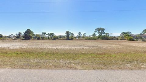 2856 NW 26th St Cape Coral FL 33993