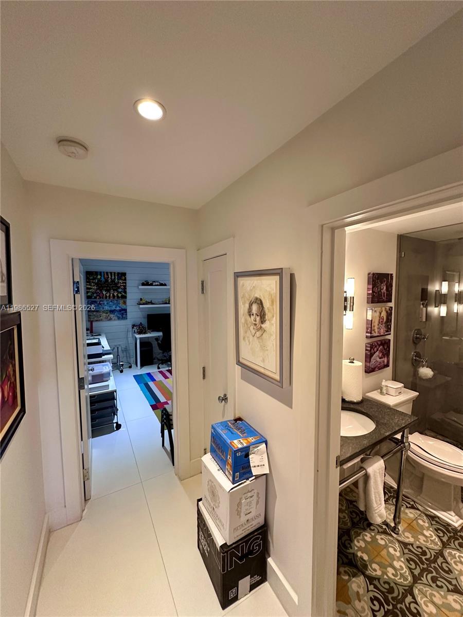 VILLAHARBOUR APTS CONDO - Residential Lease