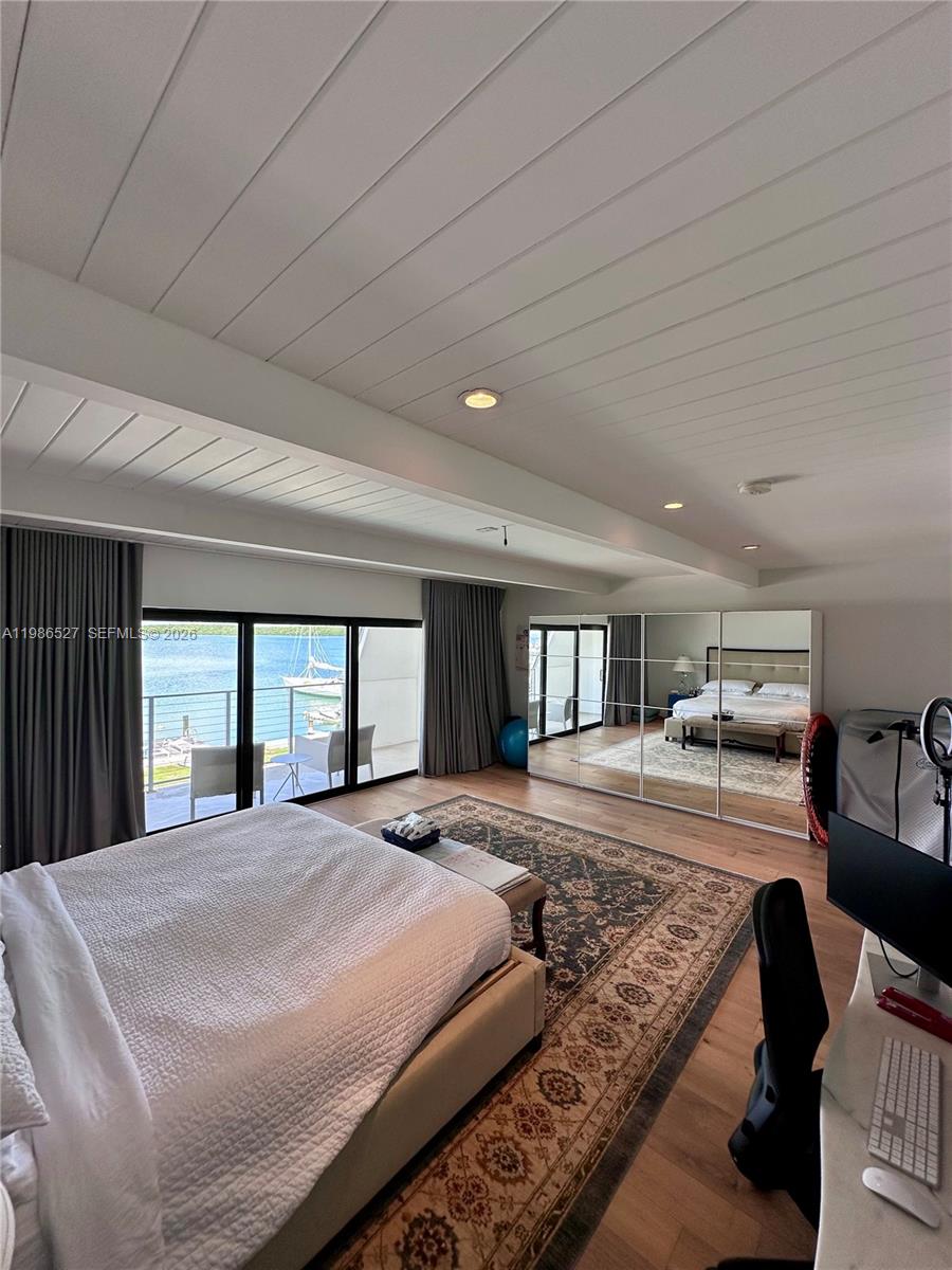 VILLAHARBOUR APTS CONDO - Residential Lease