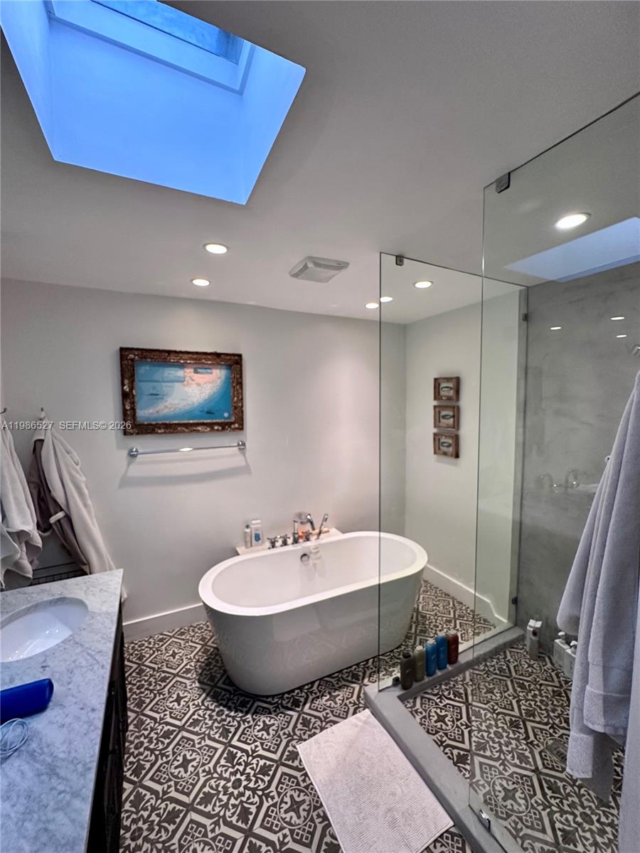 VILLAHARBOUR APTS CONDO - Residential Lease