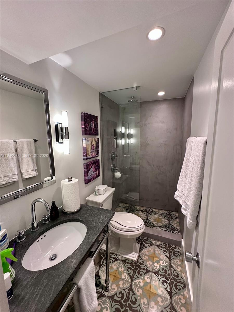 VILLAHARBOUR APTS CONDO - Residential Lease