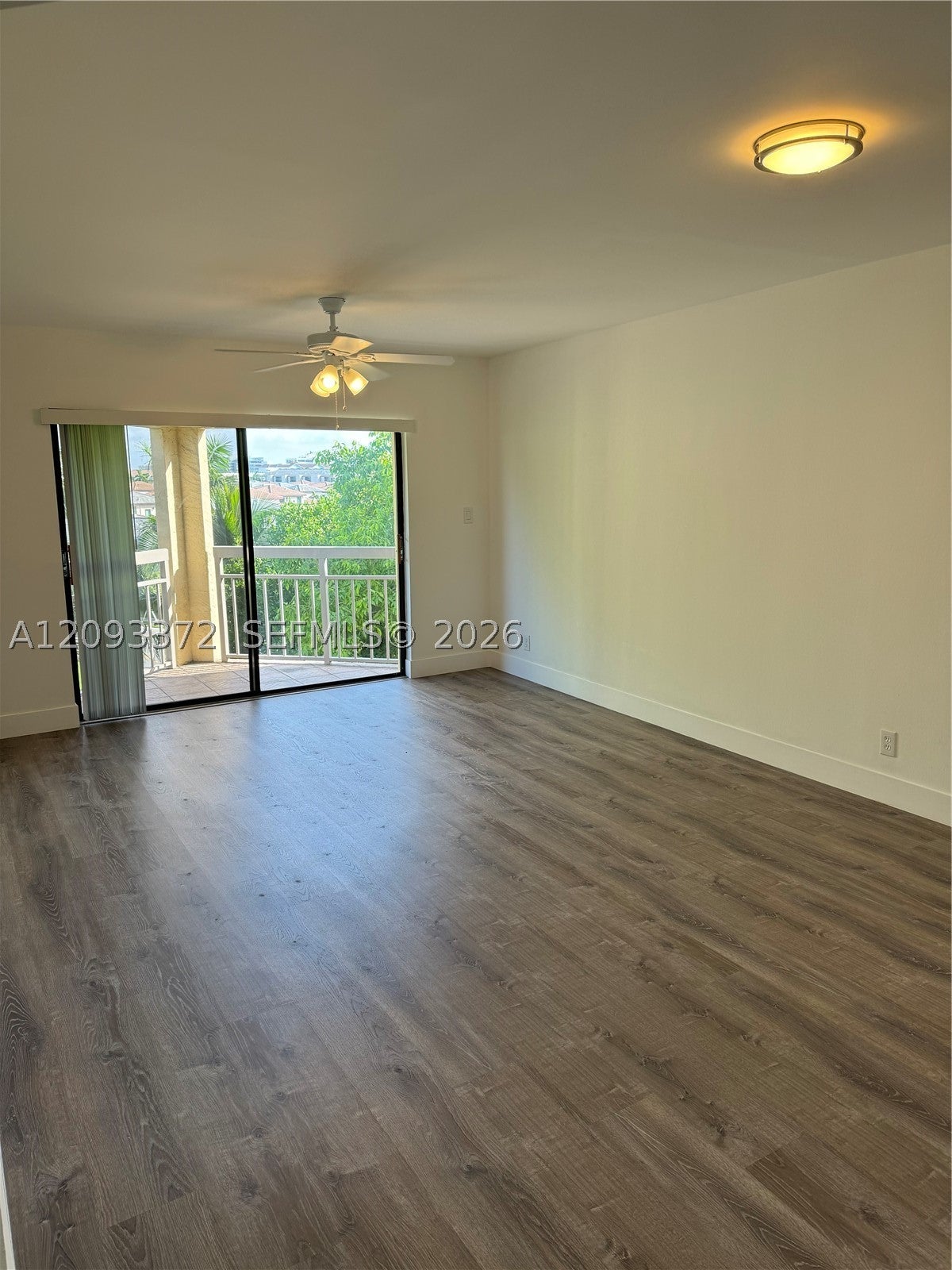 8290 Lake Dr 536