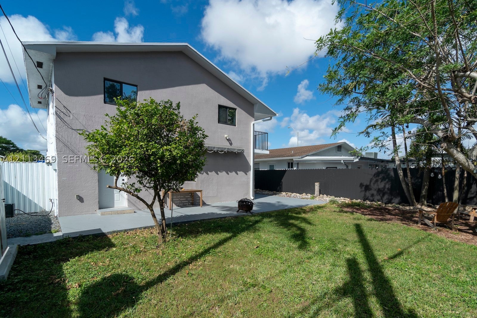 2729 SW 67th Ave