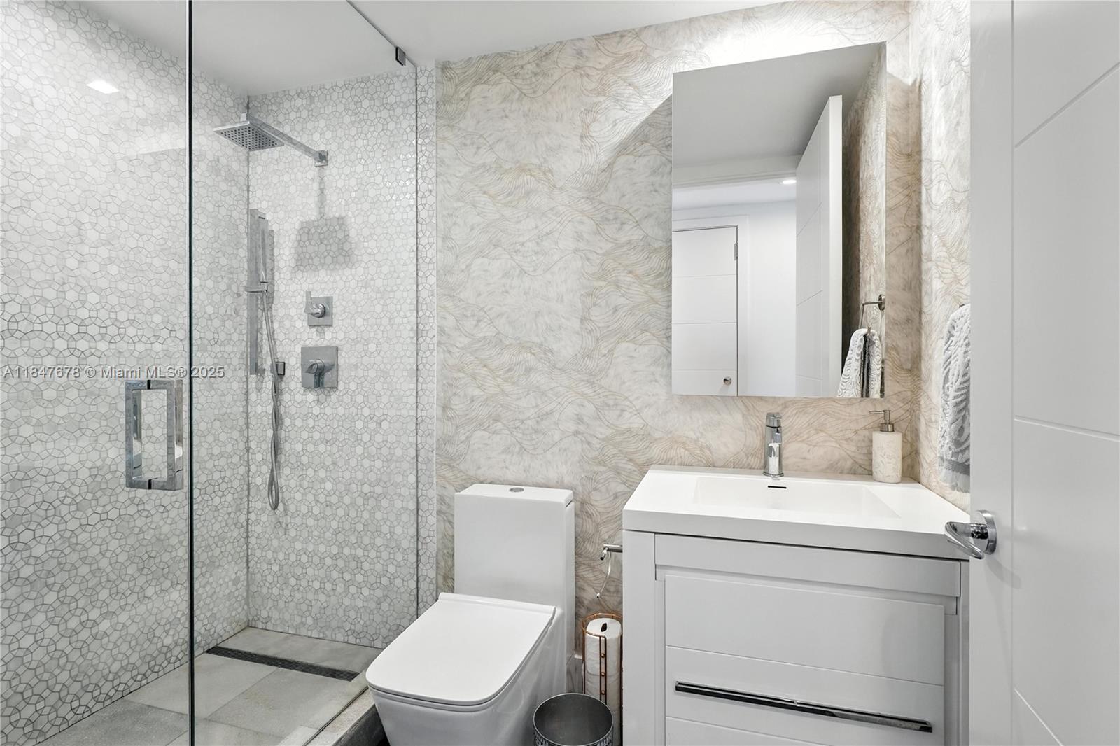 MILLENNIUM TOWER CONDOMIN - Residential