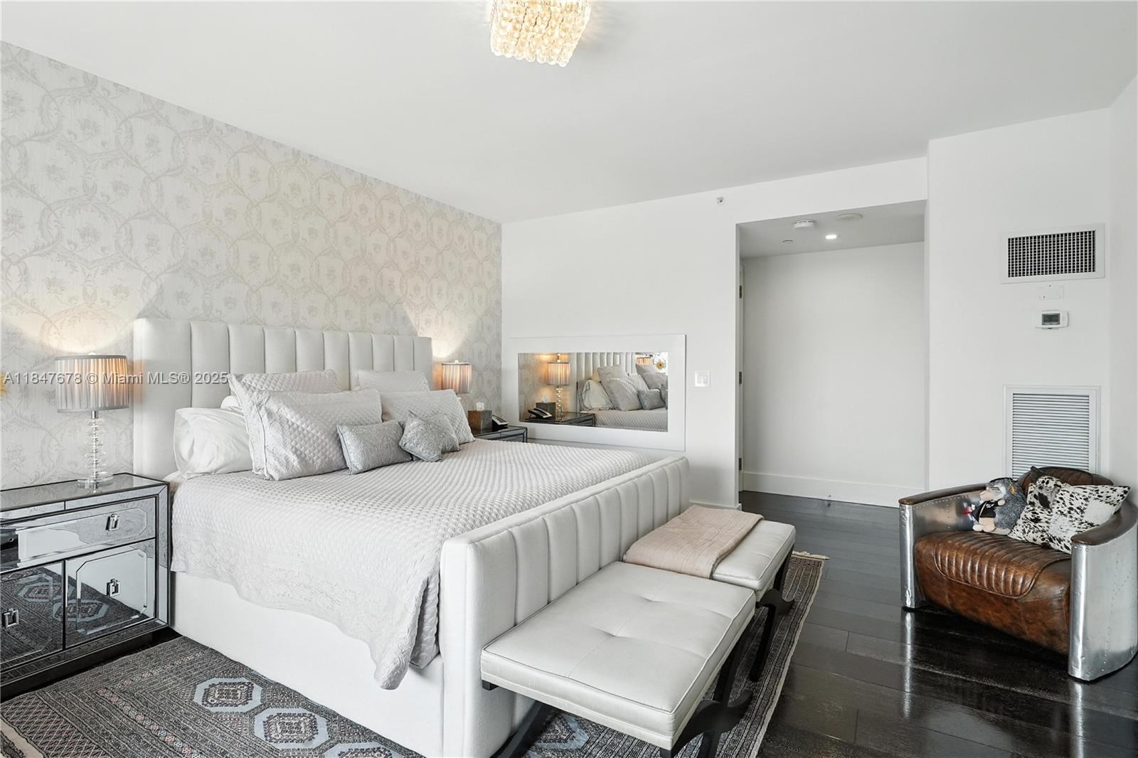 MILLENNIUM TOWER CONDOMIN - Residential