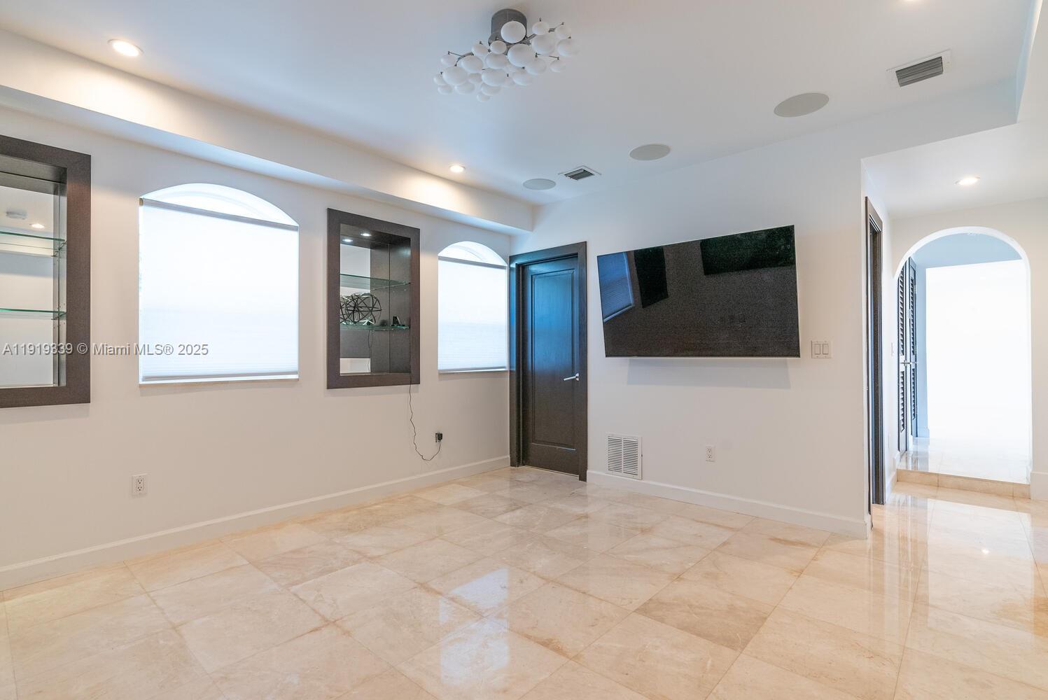 CORAL BAY SEC B - Residential