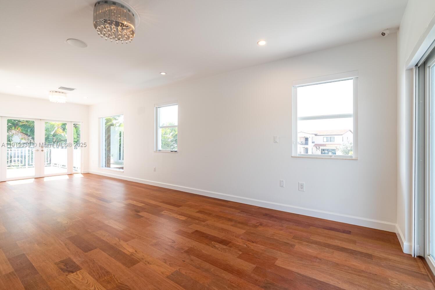 CORAL BAY SEC B - Residential