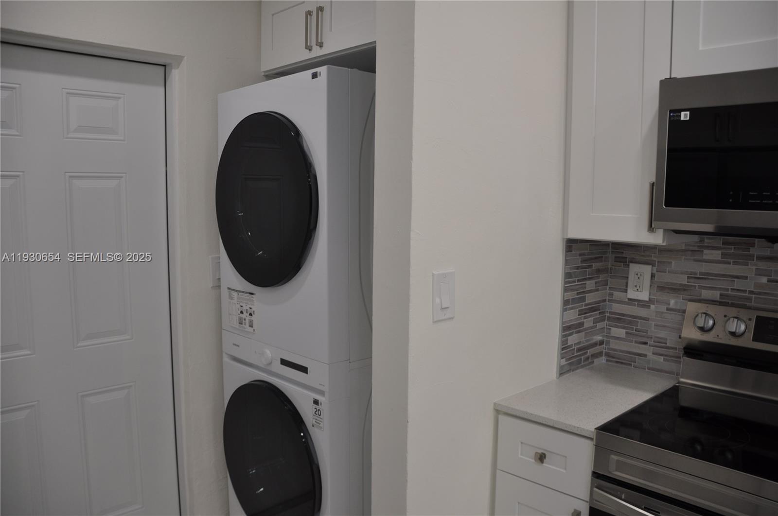 COLLIER ESTATES 1ST ADD - Residential