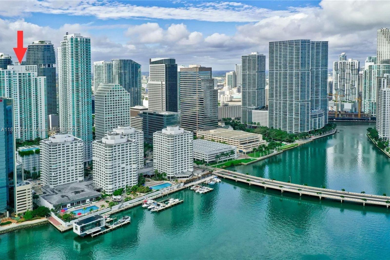 THE PLAZA 901 BRICKELL CO - Residential Lease