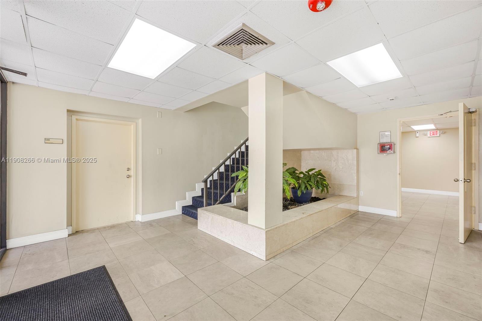 GOLDEN GLADES OFFICE PK C - Commercial Sale