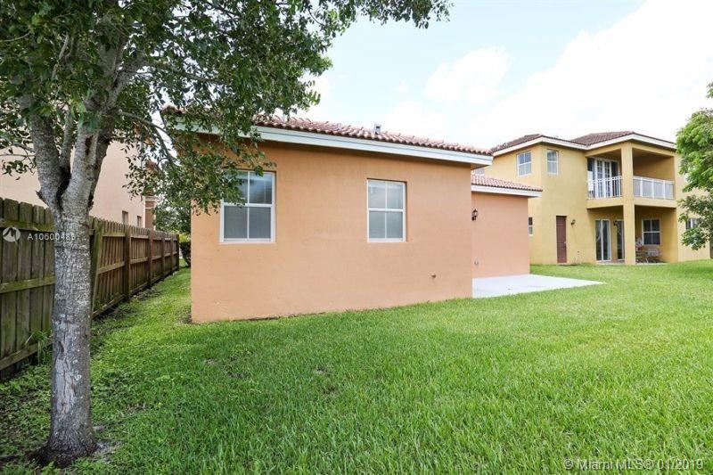 CENTURY PRESTIGE - Residential Lease