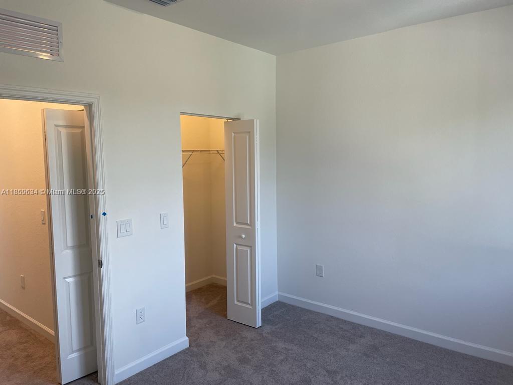 VIA VENTURA NEIGHBORHOOD - Residential Lease