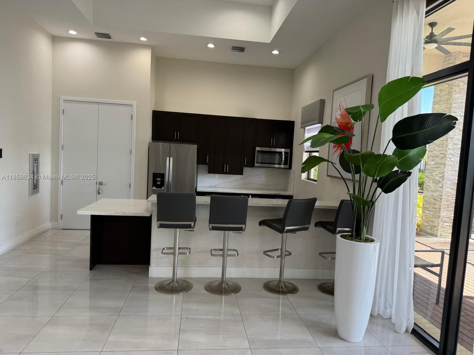 VIA VENTURA NEIGHBORHOOD - Residential Lease