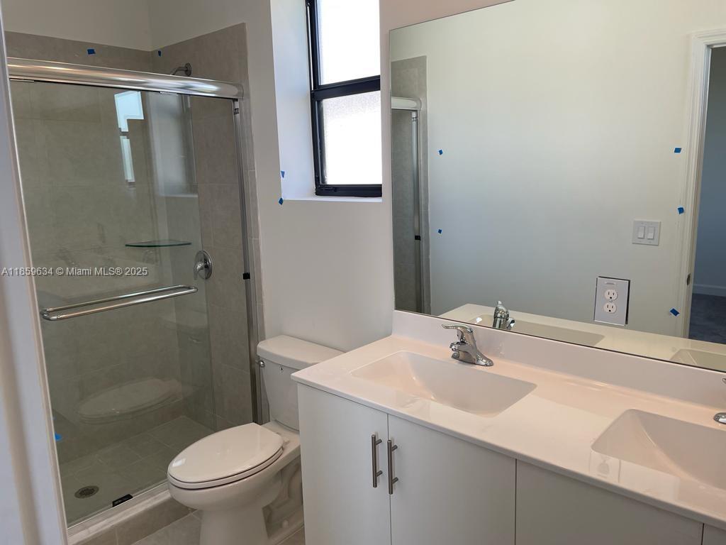 VIA VENTURA NEIGHBORHOOD - Residential Lease