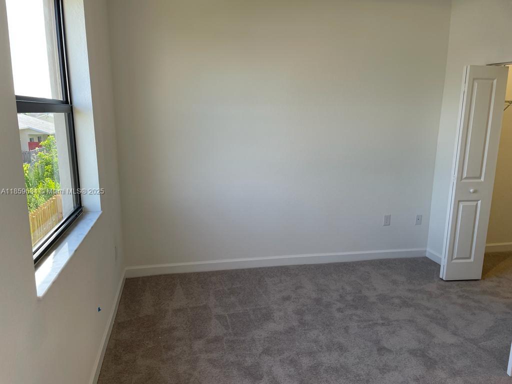 VIA VENTURA NEIGHBORHOOD - Residential Lease