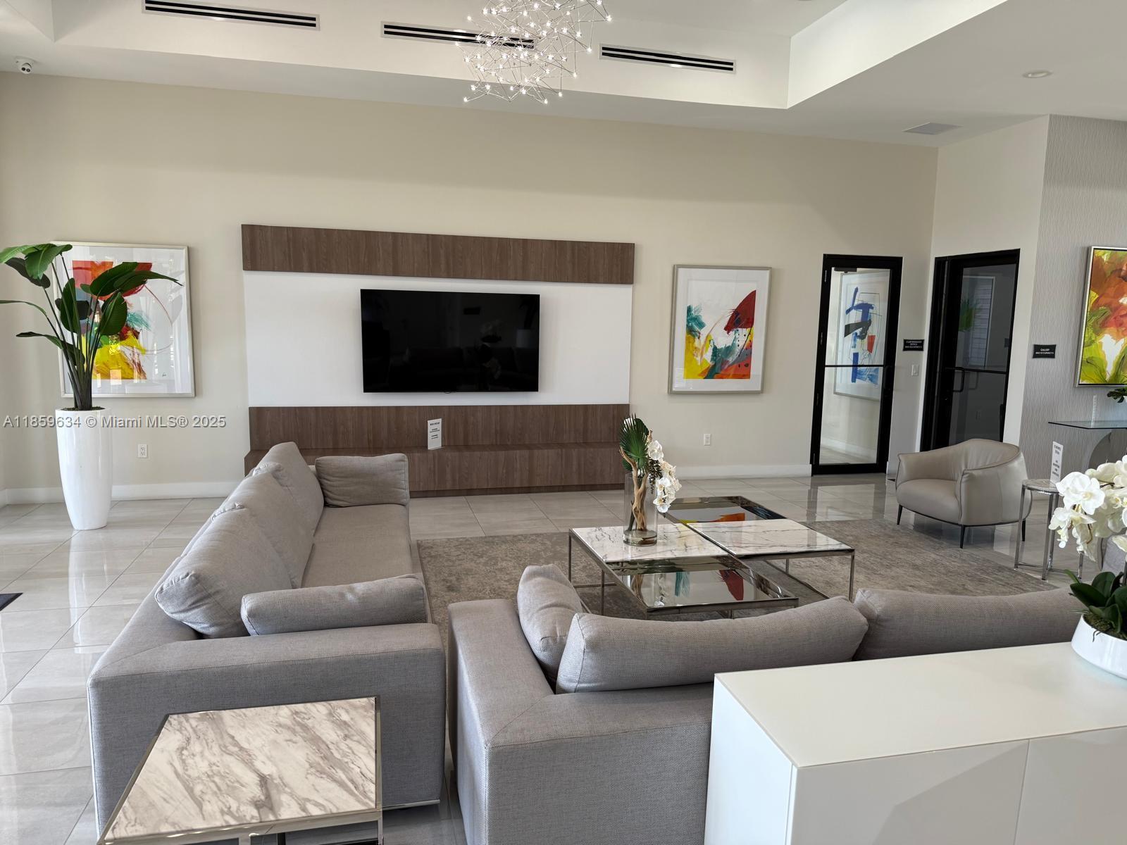 VIA VENTURA NEIGHBORHOOD - Residential Lease