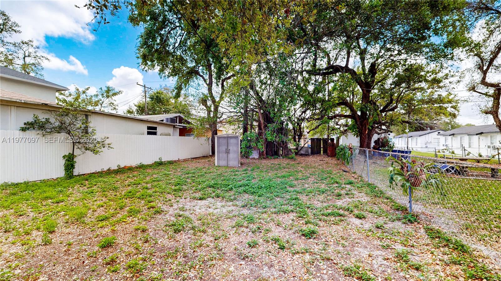 HIALEAH HEIGHTS - Residential