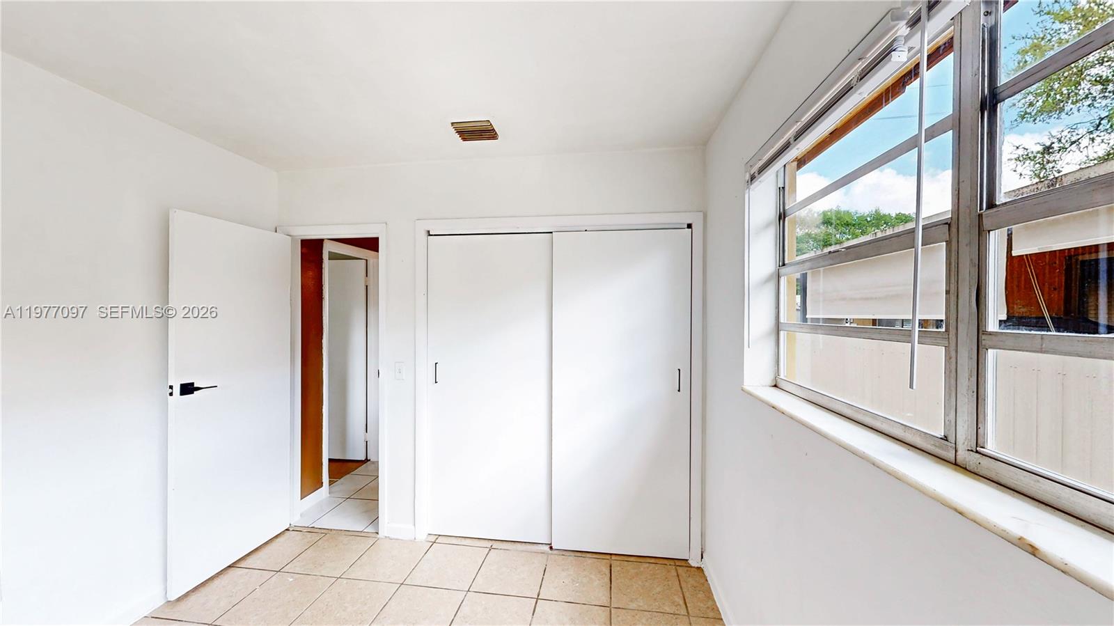 HIALEAH HEIGHTS - Residential