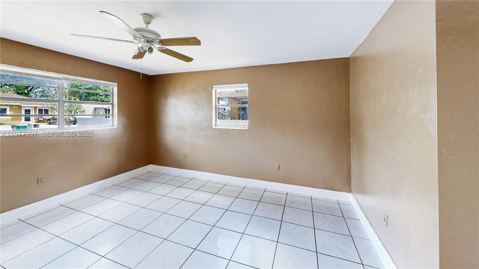 HIALEAH HEIGHTS - Residential