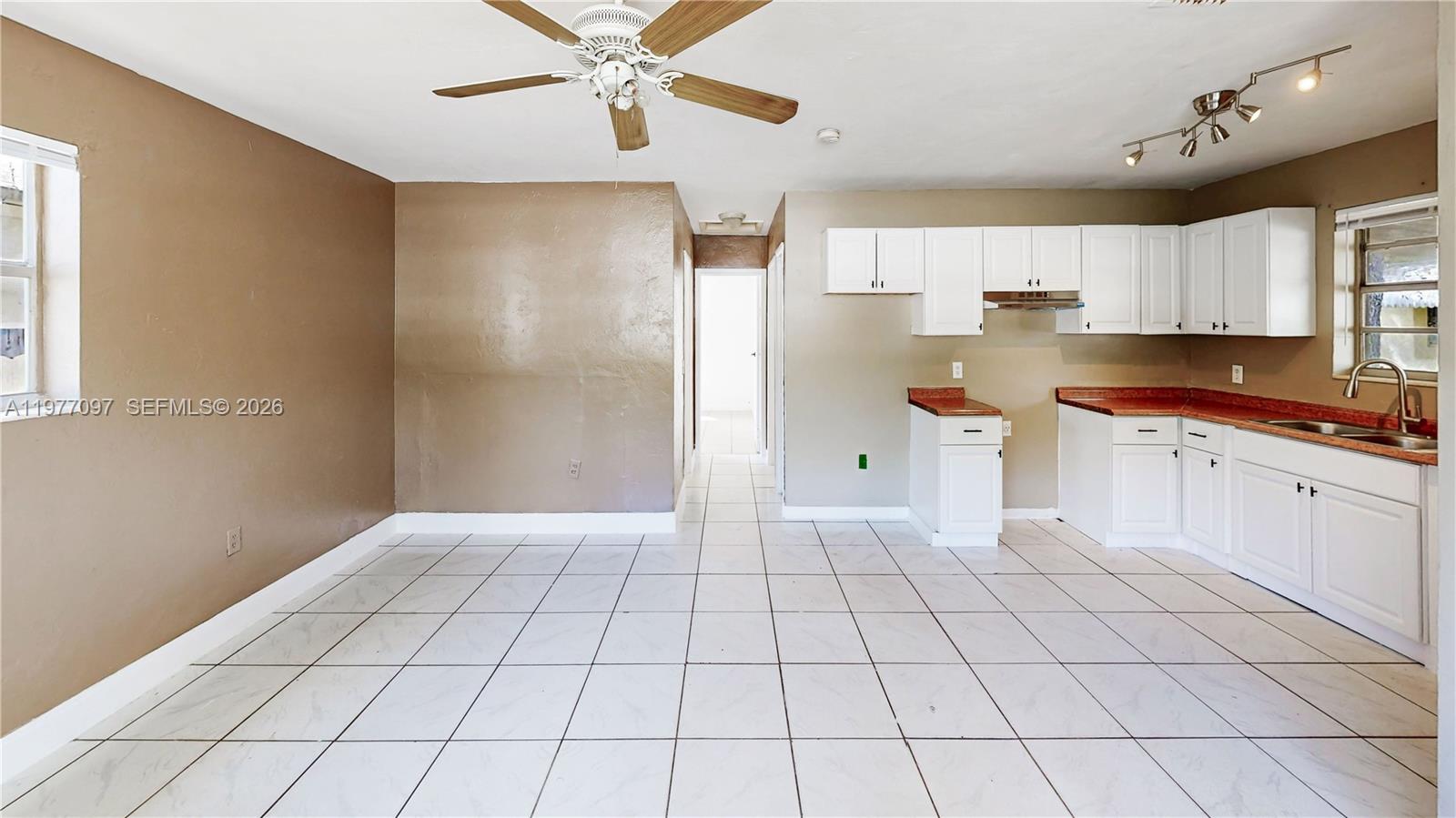 HIALEAH HEIGHTS - Residential