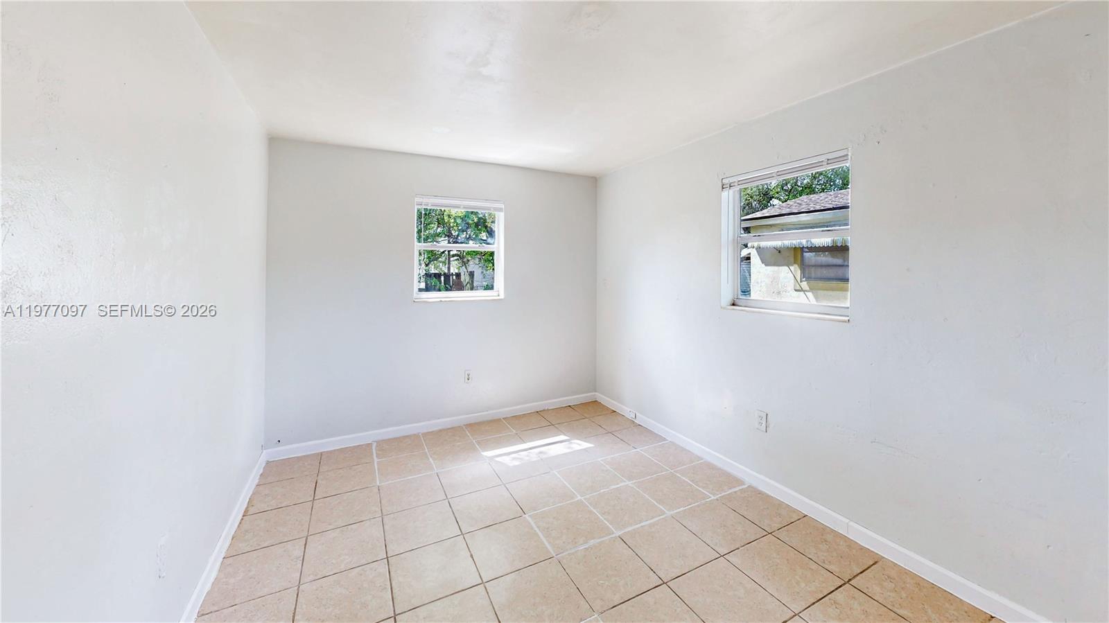 HIALEAH HEIGHTS - Residential