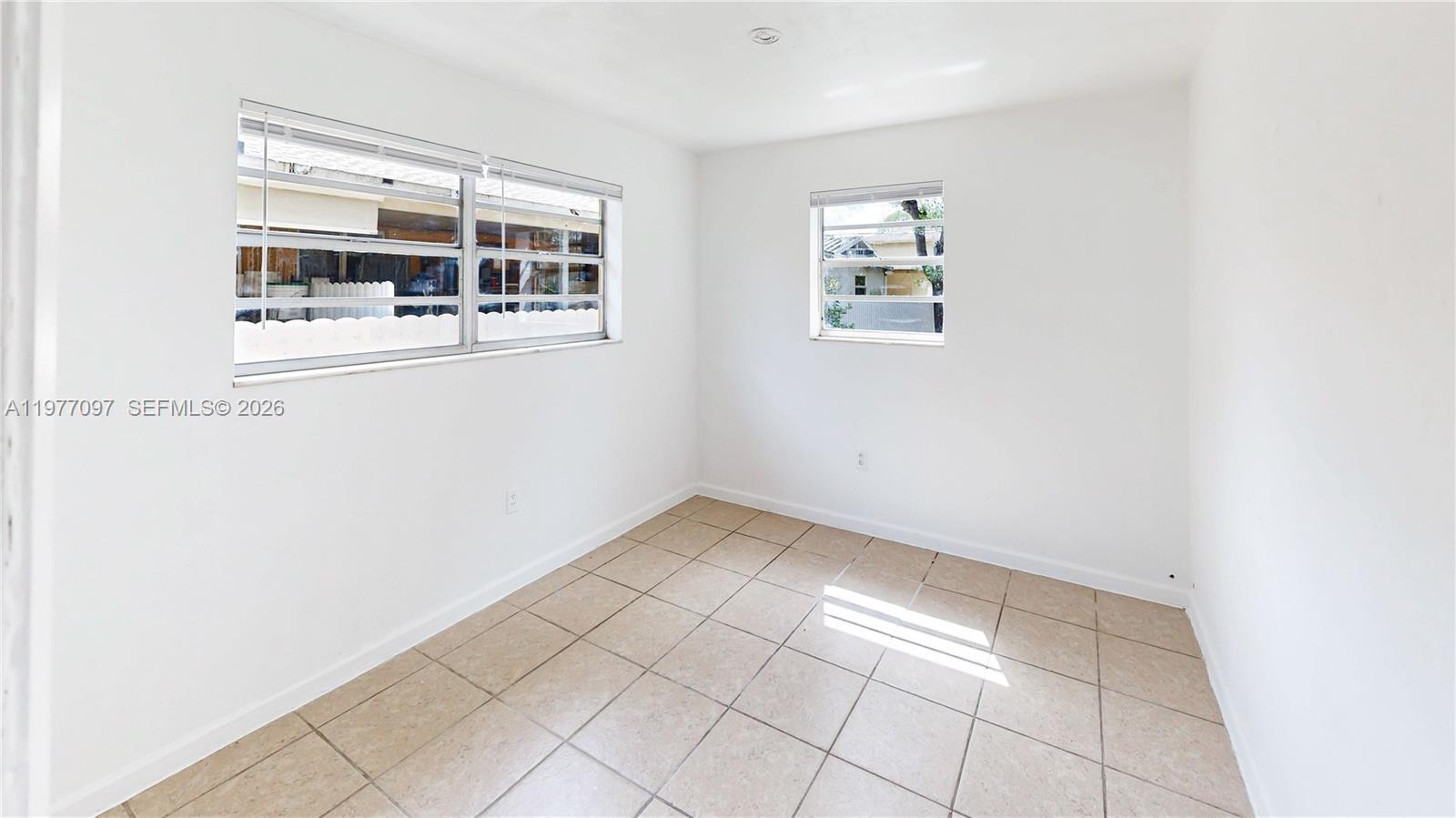 HIALEAH HEIGHTS - Residential