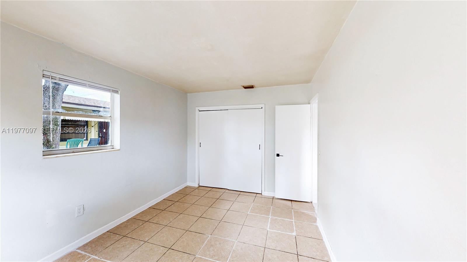 HIALEAH HEIGHTS - Residential