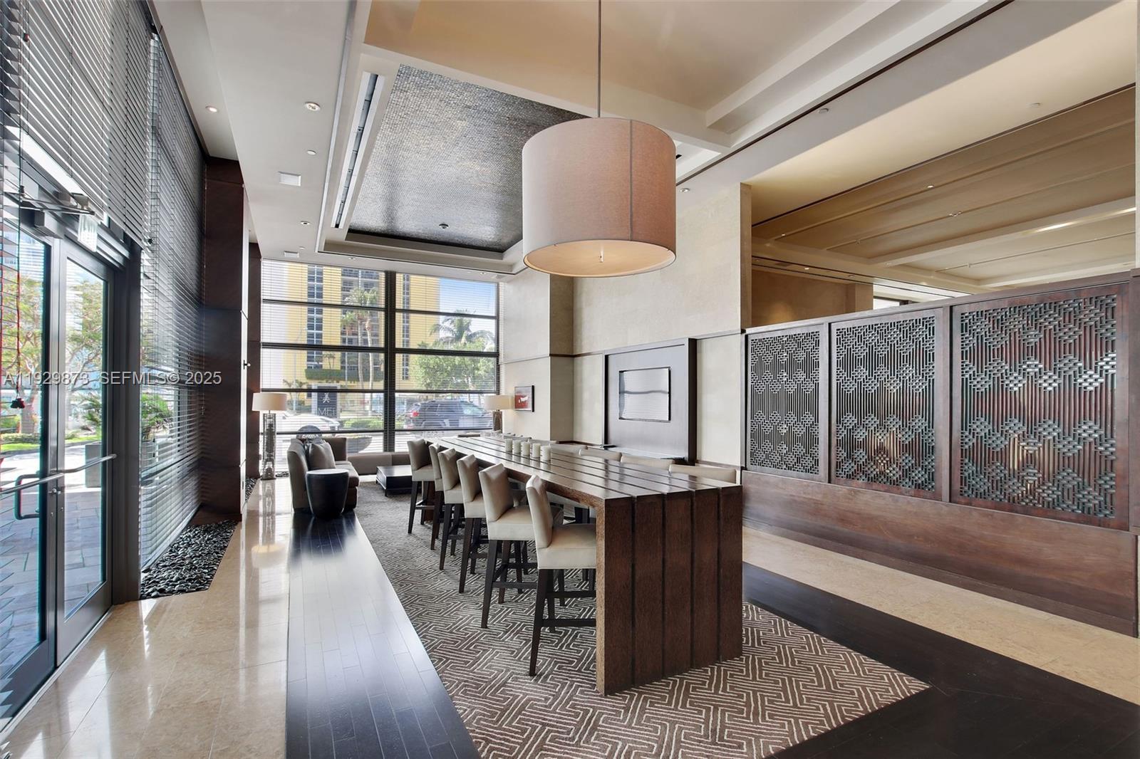 MEI CONDO - Residential