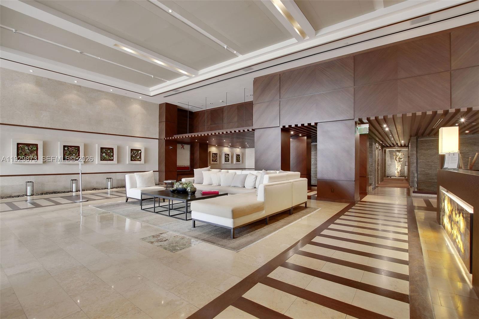 MEI CONDO - Residential