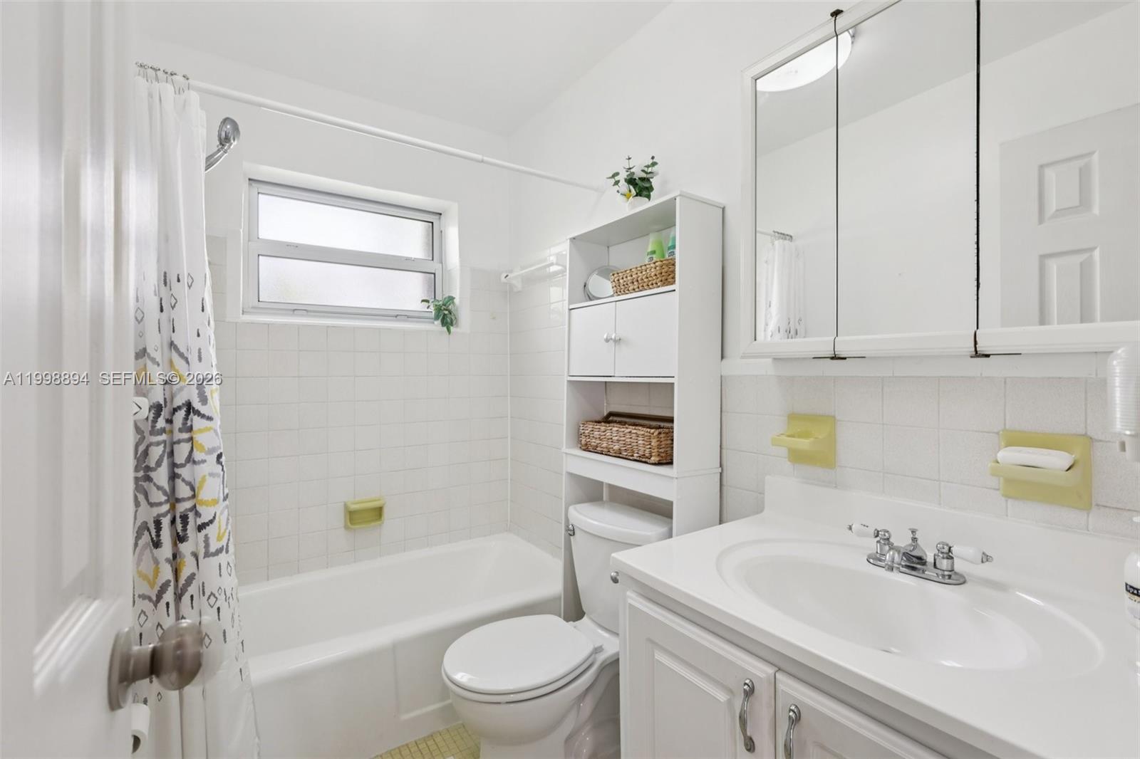 RONOLA APTS CONDO - Residential